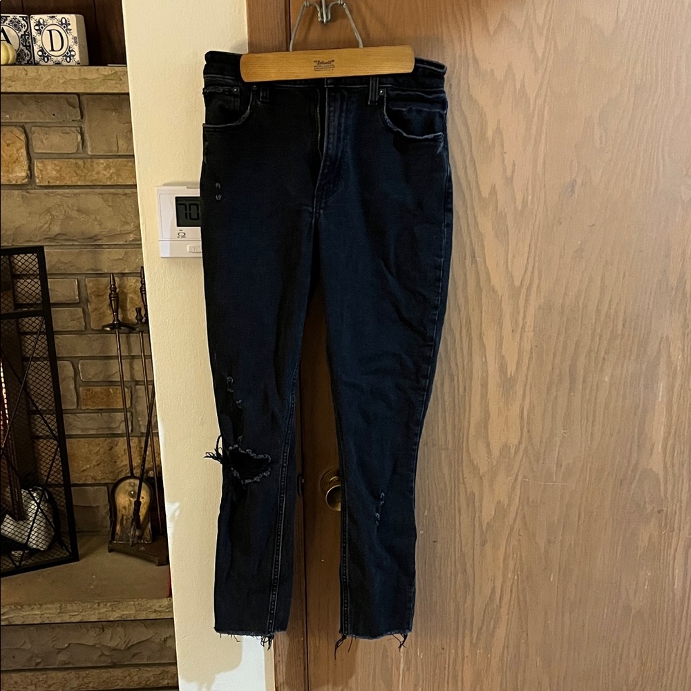Abercrombie & Fitch Women's Black Skinny Jeans - Size 26/2